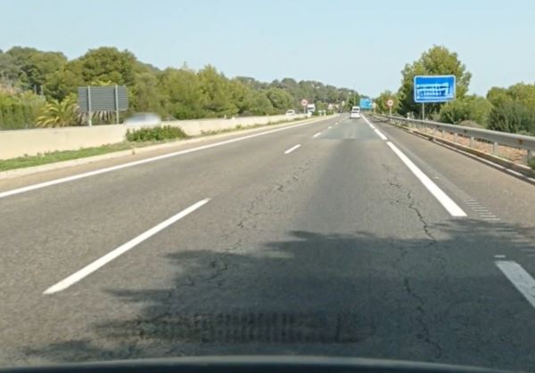 El estado de las carreteras también afecta al transporte de mercancías